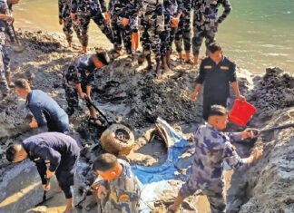 त्रिशूली नदीमा १८ महिनापछि फेला पर्यो गणपति डिलक्स बस