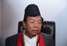 शिक्षामन्त्री महवीर पुनले राजीनामा दिए