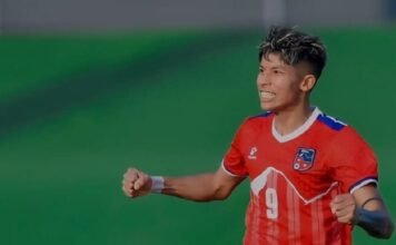 कप्तान साम्बाको उपचारमा कांग्रेसको पाँच लाख सहयोग