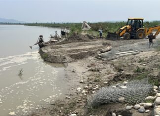 नेपाली भूमिमा तटबन्ध बनाउन भारतीय एसएसबीको अवरोध