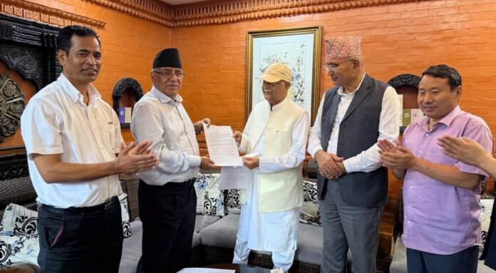 एमाले–नेकपाबीच प्रदेश सरकार गठनमा सहमति, पाँच प्रदेशको नेतृत्व टुंगियो