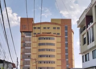 केएमसी अस्पतालबाट घर फर्केका बिरामीका आफन्तको सुझाव : “सेवा राम्रो छ, तर व्यवस्थापनमा अझ सुधार आवश्यक”