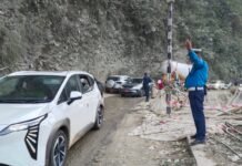 पृथ्वी राजमार्ग भासिदा आवागमनमा सास्ती